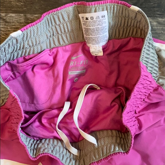 Nike Dri-Fit Running Shorts - Picture 3 of 4